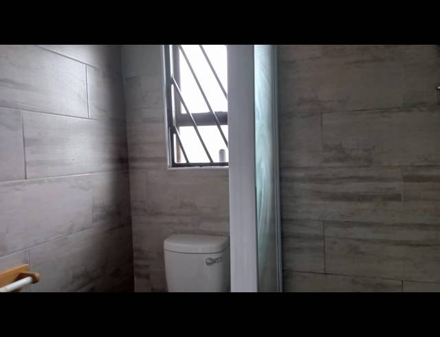 2 BEDROOM FLAT RENTED IN SUNNYRIDGE